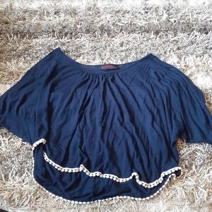 Annabelle size Large off the shoulder shirt